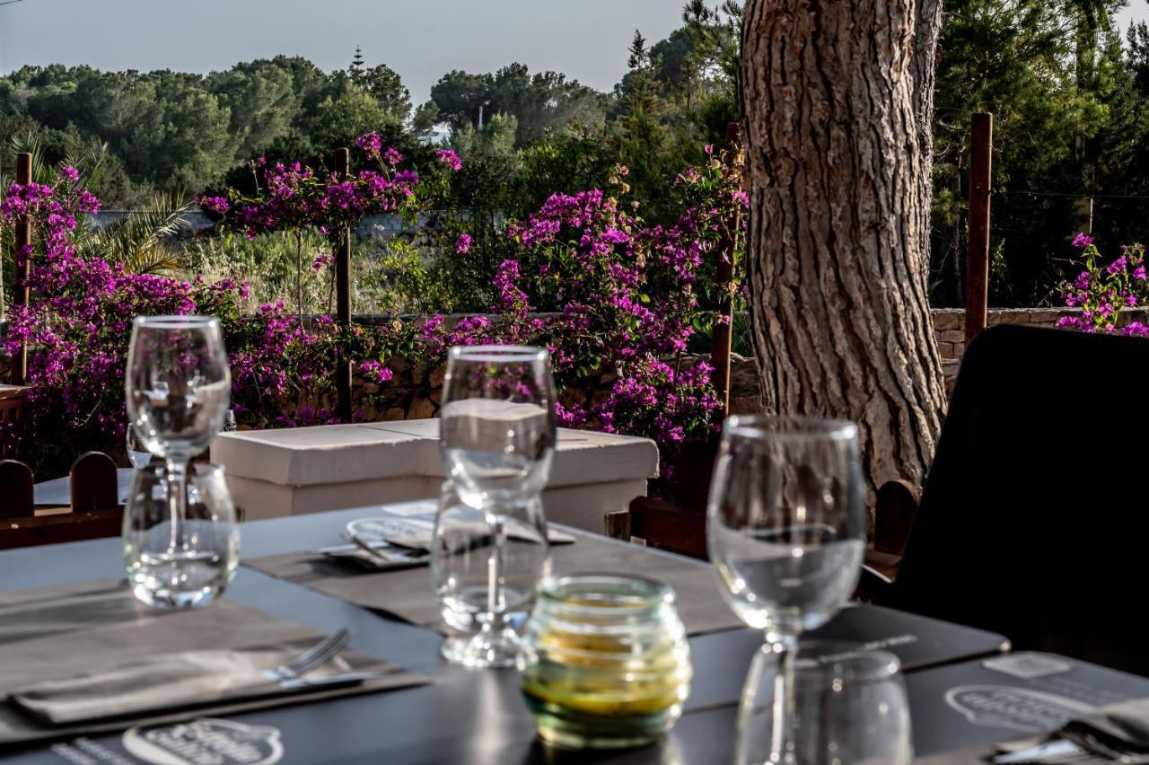 Bungalows Es Pins - Emar Hotels Playa Migjorn Luaran gambar